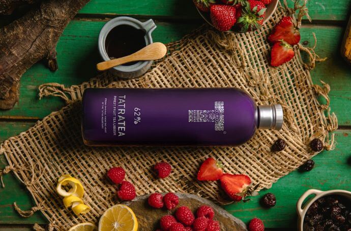 TATRATEA FOREST FRUIT TEA 62% LIKIER 0,7L